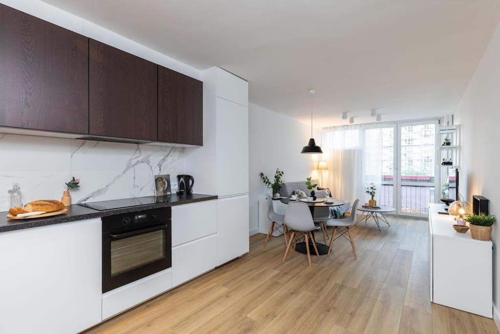 Superapart Jana Pawla Ii, Apt 302 Cozy Urban Retreat, Perfect For Couples Βαρσοβία Εξωτερικό φωτογραφία